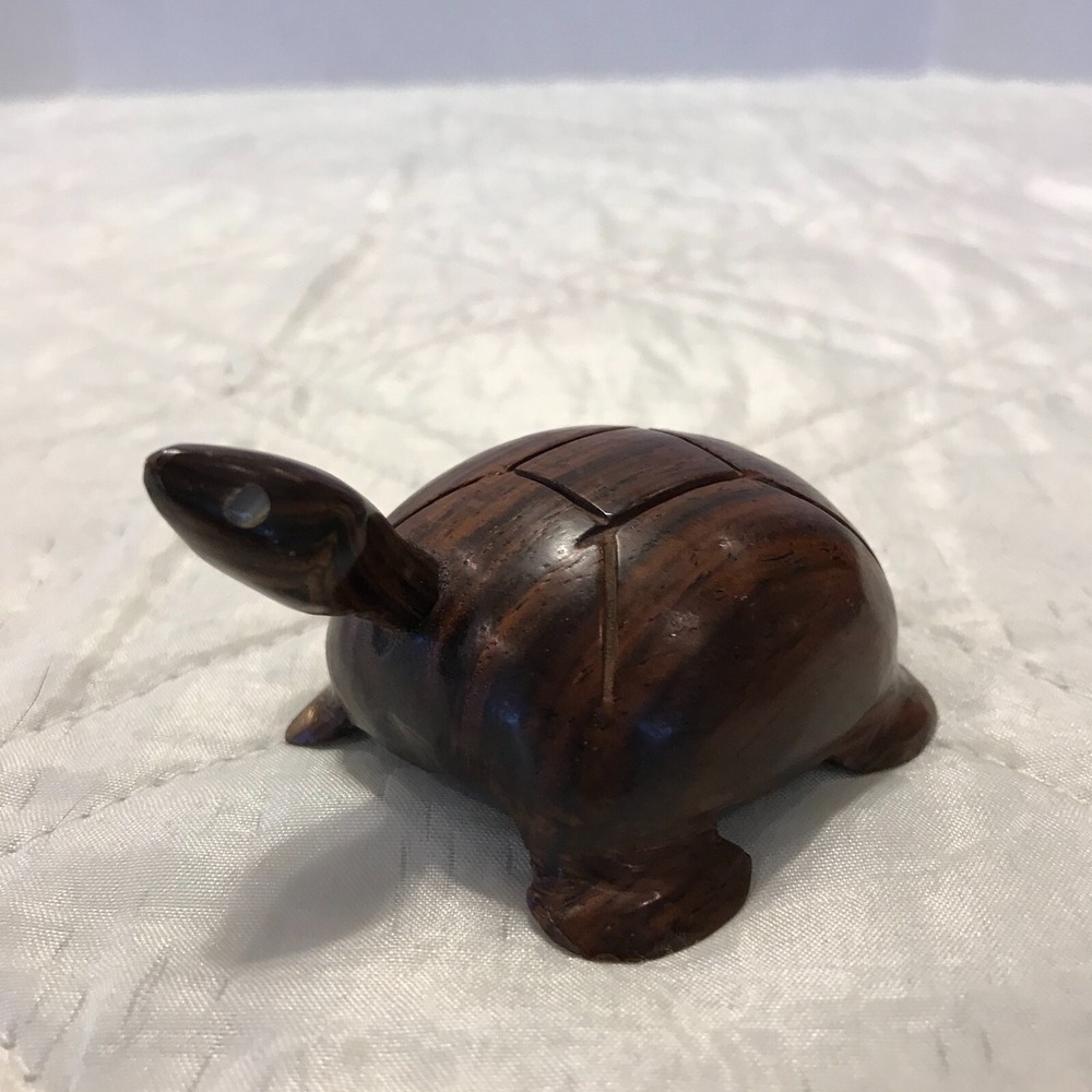 Small Vintage‎ Hand Carved wood turtle 3 inch